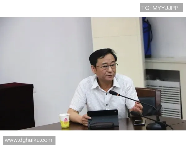 黄军专访:深入探讨和平精英的成长与未来发展之路
